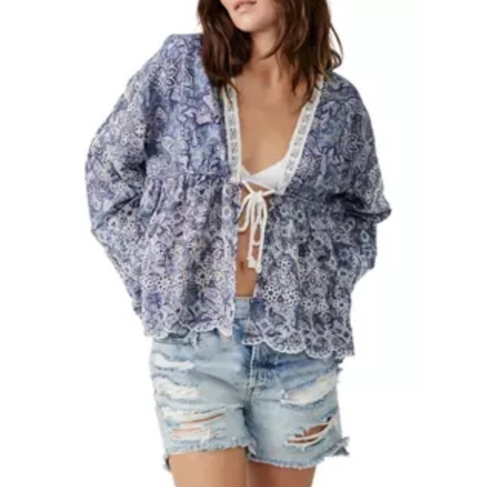 Free People Anissa Blue White Eyelet Tie Front Tunic Boho Chic Bed Jacket Small